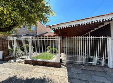 Casa de 4 ambientes, Morón · Vivienda Multifamiliar 4 Ambientes -