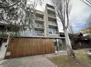 Departamento · 30m² · 1 Ambiente · 1 Cochera · Monoambiente con Cochera en Barrio Parque Bernal