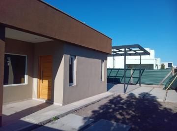 Casa de 5 ambientes, Guaymallén · A Estrenar. Bº Las Cortaderas II