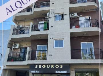 Departamento de 3 ambientes, La Matanza · Alquiler Depto. en Duplex 3 Amb. Sobre Arieta a m del Hosp. Italiano!