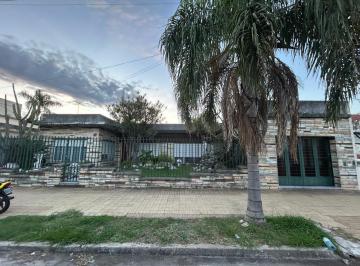 Casa de 5 ambientes, La Matanza · Casa Americana 5 Ambientess - S/lote 700 m² - Oportunidad