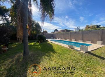 Casa · 350m² · 8 Ambientes · 1 Cochera · Villa Carlos Paz Casa en Una Planta 4dorm - Villa Dominguez