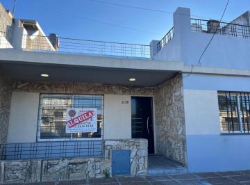 Casa · 100m² · 5 Ambientes · PH Estilo Casa en Alquiler 5 Ambientes