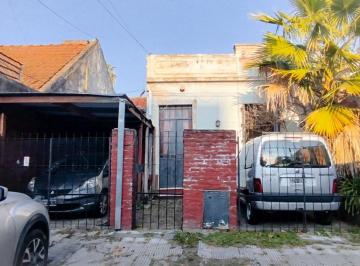 Casa · 85m² · 3 Ambientes · 2 Cocheras · Casa en Venta - Saenz Peña