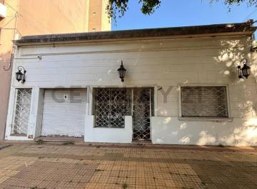 Casa · 115m² · 4 Ambientes · 1 Cochera · Lote Ideal Inversores