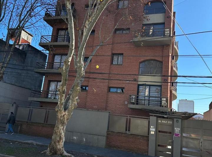 Departamento · 42m² · 2 Ambientes · 1 Cochera