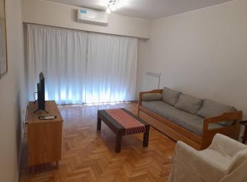 Departamento de 2 ambientes, San Nicolás · Alquiler Depto 2 Ambientes Amoblados y con Balcon Al Frente!