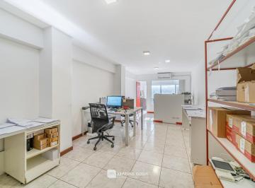 Oficina comercial · 49m² · 1 Ambiente · Venta - Oficina en Zona Centro
