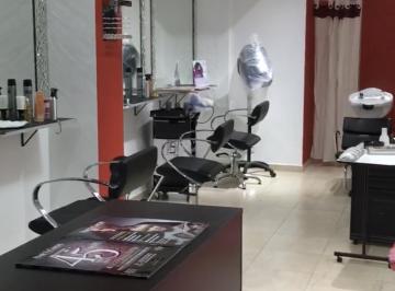 Fondo de comercio de 2 ambientes, Flores · Peluquería, Pedicuria, Manicuria y Depilacion