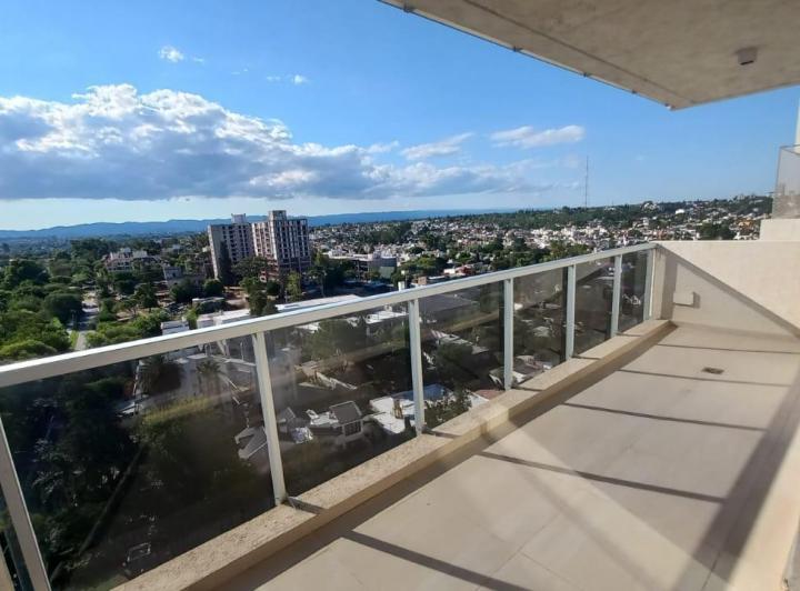 Departamento · 250m² · 8 Ambientes