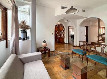 Casa · 148m² · 8 Ambientes · Casa 3 Dorm. con Patio - Republica de La Sexta, Rosario