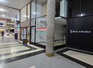 Local comercial · 40m² · Venta Alquiler Local Centro Mar del Plata en Galeria Proximidad Calle Rivadavia