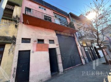 Bodega-Galpón · 300m² · Galpón en Alquiler - Pompeya