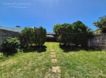 Casa · 87m² · 3 Ambientes · Casa o Lote en Venta en Excelente Zona de Victoria