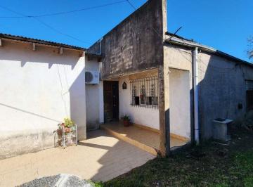 Casa · 200m² · 4 Ambientes · 3 Cocheras · Casa 3 Dorm. con Terreno La Plata