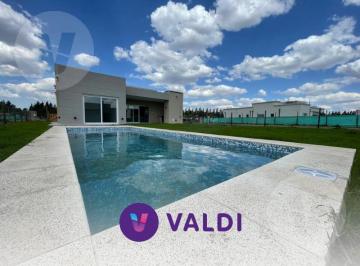 Casa · 155m² · 4 Ambientes · Casa en Venta - Barrio San Felipe, Canning