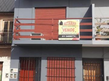 Departamento de 4 ambientes, La Matanza · Triplex en Venta de 4 Ambientes - Villa Luzuriaga