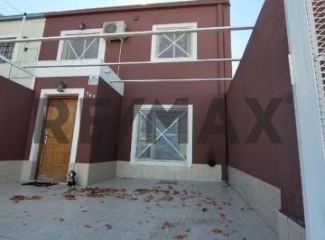 PH · 136m² · 6 Ambientes · 1 Cochera · Vendo Dúplex Barrio Los Olmos, Apta Crédito