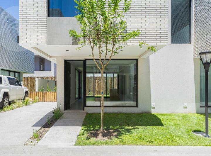 Departamento · 123m² · 4 Ambientes · 2 Cocheras