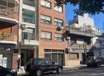 Departamento de 2 ambientes, Villa Santa Rita · Impecable Semipiso de 2 Ambientes con Balcon y Vista Abierta