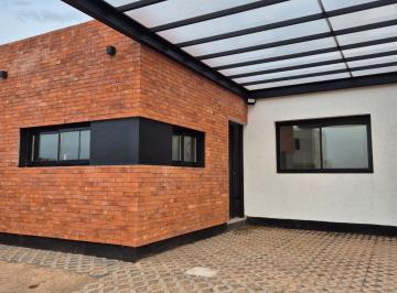 Casa de 3 ambientes, Córdoba · Manantiales 2 - Cuestas Seg 24hs Exc Ubicacion