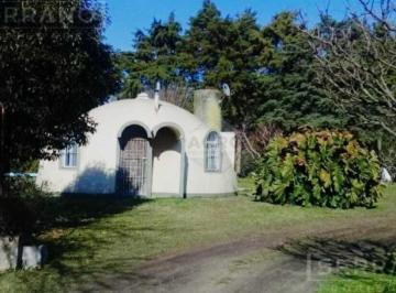 Quinta vacacional · 55m² · 3 Ambientes · Casa Quinta en Venta en Barrio Parque Sakura, Exaltación de La Cruz, G. B. a. Zona Norte