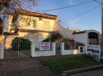 Casa de 6 ambientes, Morón · En Venta - Casa Americana en 2 Plantas El Palomar