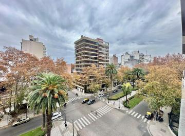 Departamento · 55m² · 4 Ambientes · Departamento de 2 Dorm. Al Frente Sobre Bv Oroño