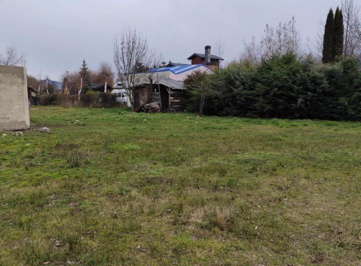 Terreno · 411m²