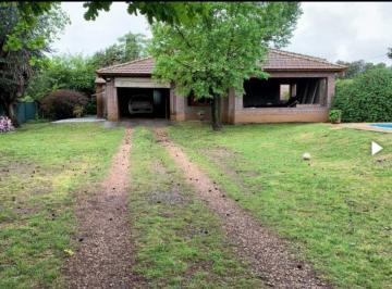 Casa · 80m² · 2 Dormitorios · 1 Cochera · Propiedad en Tropero Moreira y Esquiu