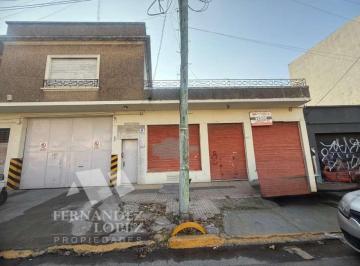 Bodega-Galpón , Quilmes · Importante Inmueble Sobre Única Fracción en Zona de 1400 m² Aprox