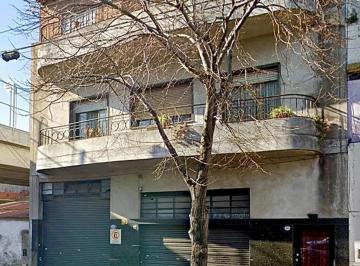 Bodega-Galpón , Pompeya · Deposito/galpon con Local Al Frente 168 m². Ideal Inversor C/ Renta