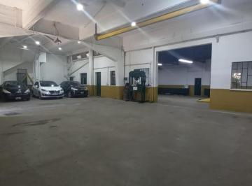 Bodega-Galpón · 700m² · 7 Ambientes · Bloque: Galpon + 3 Deptos, a 20 m de Panamericana - Escobar