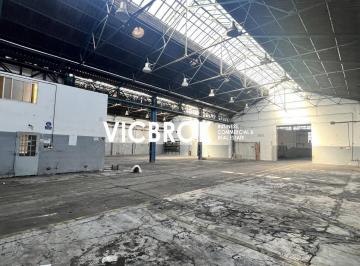 Bodega-Galpón · 3500m² · Inmueble Industrial con T3 en San Andrés