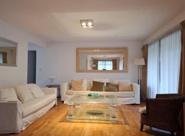 Departamento · 148m² · 4 Ambientes · 1 Cochera · Semipiso Premium Totalmente Equipado con Dependencias