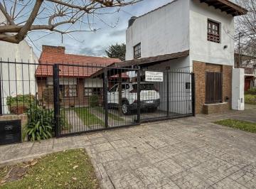 Casa · 150m² · 3 Ambientes · Chalet 3 Amb con Jardin y Dos Deptos en Constitucion