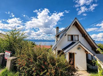 Casa · 158m² · 4 Ambientes · Casa en Venta en Centro de Bariloche, Bariloche, Patagonia