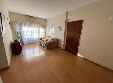 Departamento de 3 ambientes, Vicente López · Alquiler Departamento de 3 Ambientes Jose Manuel Estrada Al 2600	olivos