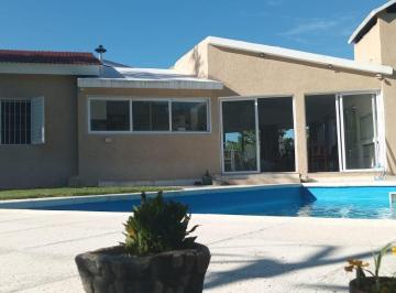 Casa de 10 ambientes, Villa Carlos Paz · En Venta Casa 3 Dorm., 3 Baños, Pileta, Cochera! San Antonio de Arredondo.