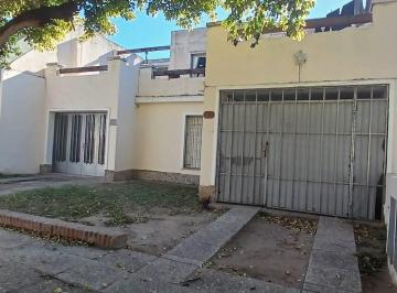 Casa de 4 ambientes, Córdoba · Vendo Casa de 2 Dorm en Parque San Francisco Apta Credito