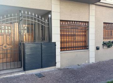 PH · 55m² · 3 Ambientes · PH Tres Ambientes Planta Baja en Alquiler en Wilde Centro