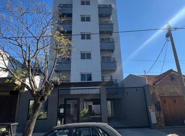 Departamento de 1 ambiente, Lanús · Venta o Alquiler Monoambiente Lanus Este. en Basavilbaso Al 400