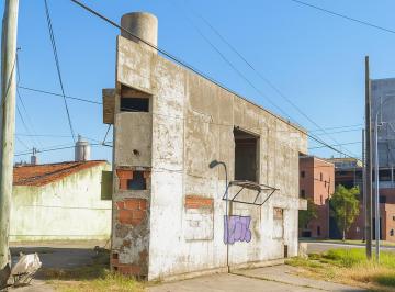 Bodega-Galpón , Mar del Plata · Venta: Lote con Construcción. Zona Industrial Puerto Mar del Plata. - 273 m². -