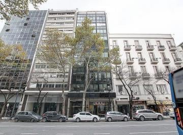 Oficina comercial · 450m² · Piso de Oficinas Sobre Av de Mayo. Planta Libre Dividida con Tabiques Mobiles. Bue Estado Genra. Aa