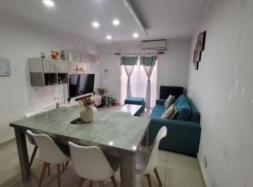 Departamento · 74m² · 4 Ambientes · Alquiler Departamento de 4 Ambientes en Barrio Cerrado