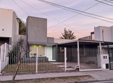 Casa · 74m² · 4 Ambientes · Casa Venta Nuevo Jardin Apta Credito