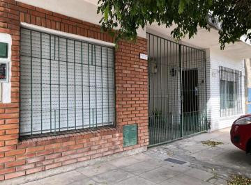 Departamento de 3 ambientes, Morón · Departamento Tipo Casa en Venta en Moron Sur