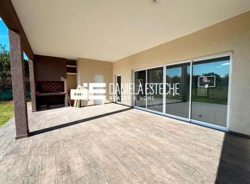 Casa · 207m² · 5 Ambientes · 2 Cocheras · Casa a Estrenar en Santa Emilia