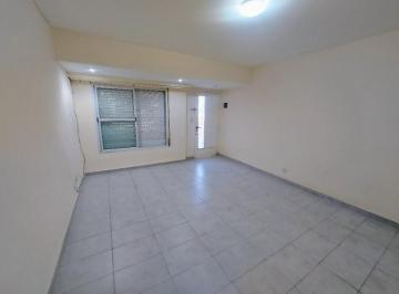 PH de 2 ambientes, Lanús · Departamento Tipo Casa 2 Ambientes Al Frente con Patio y Garage