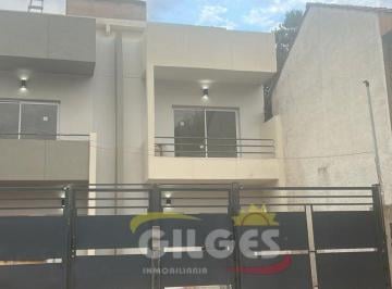 Casa · 125m² · 4 Ambientes · 1 Cochera · Venta Triplex 4 Amb. en Villa Sarmiento a Estrenar C/cochera Apto Cto.